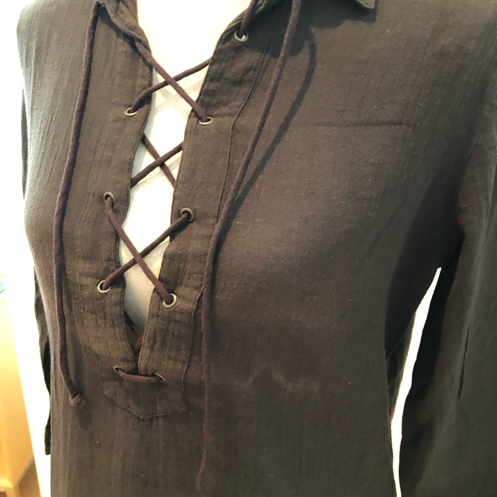 French Connection Dk BWN Criss Cross Tie FRT Top M - Picture 1 of 4